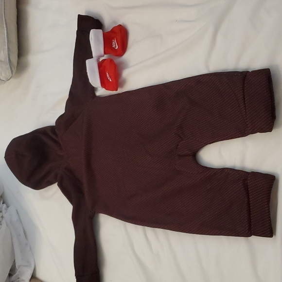 One Piece - Picture 2 of 2